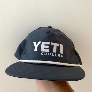 snapback Yeti hat